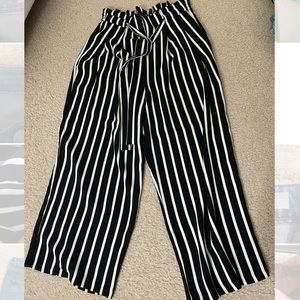 Zara pinstripe flare pants black and white size small